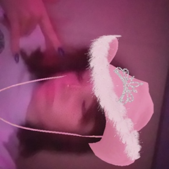 Meet your Posher, Emma - Picture 1 of 1